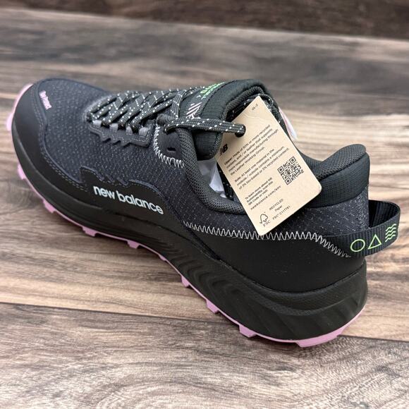 NEW New Balance Wmns 8 WIDE Fuelcell 2190 V1 Trail Running Workout Shoes - Picture 8 of 11